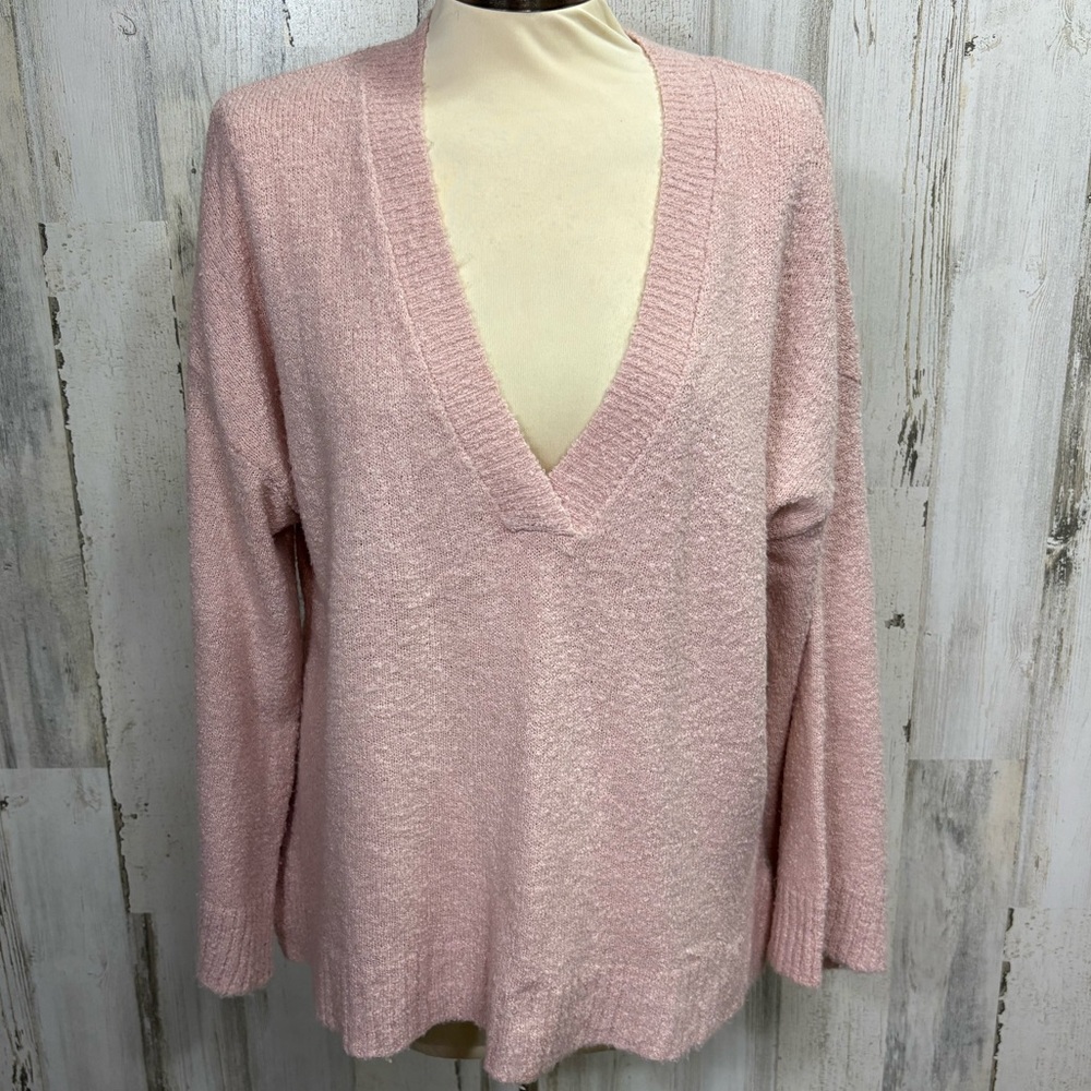 BP Pink V-Neck‎ Boucle Sweater